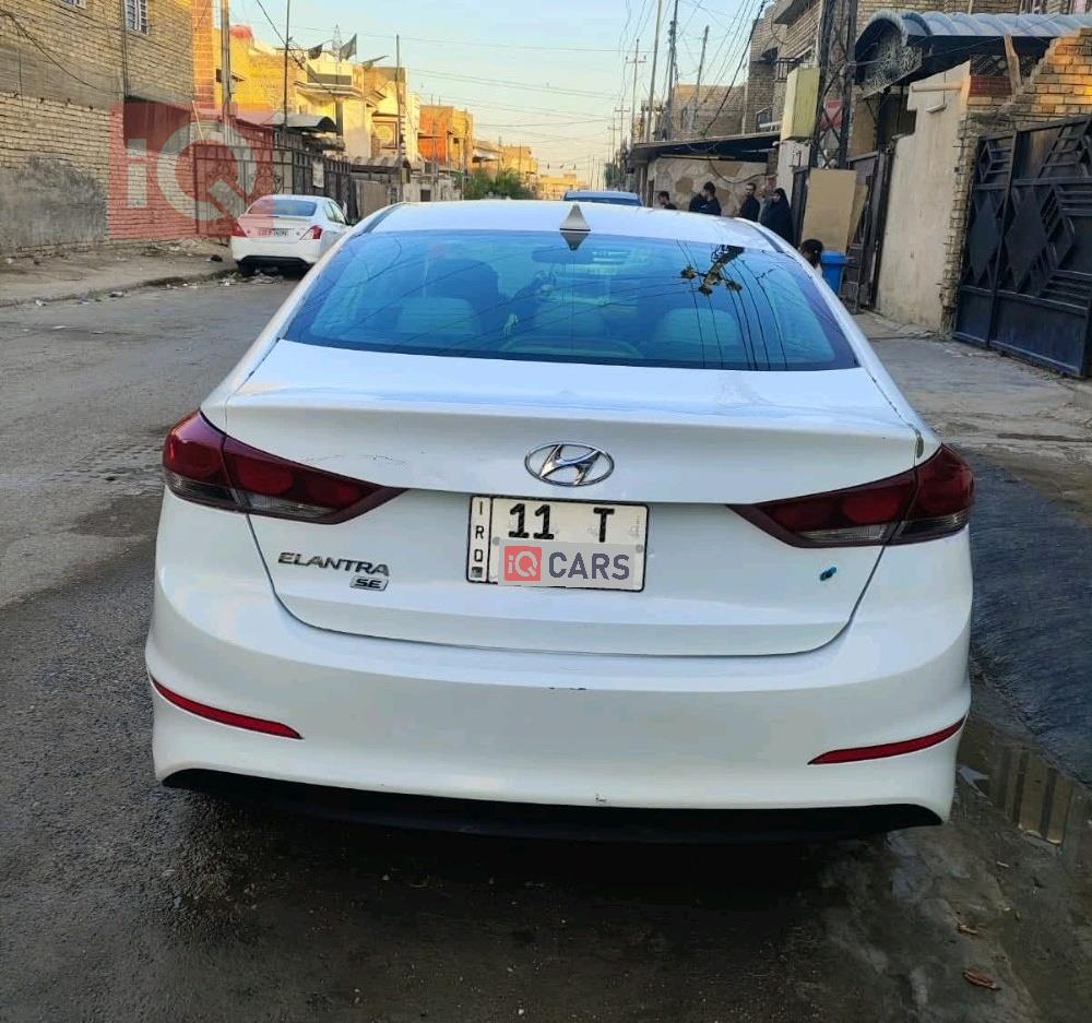 هیوندای ئەلەنترا